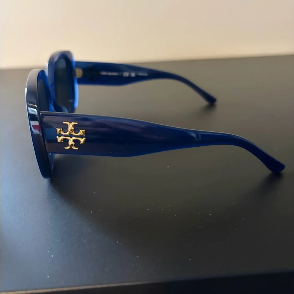 Tory Burch Deep Blue Oversized Square Sunglasses - Picture 2 of 5